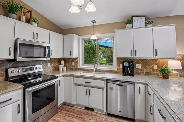 1121 Scott Street S, Shakopee, MN 55379