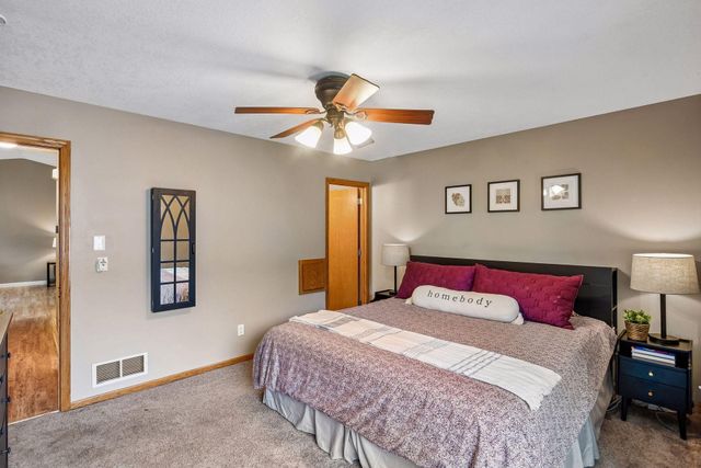 1121 Scott Street S, Shakopee, MN 55379