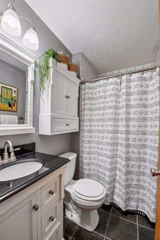 1121 Scott Street S, Shakopee, MN 55379