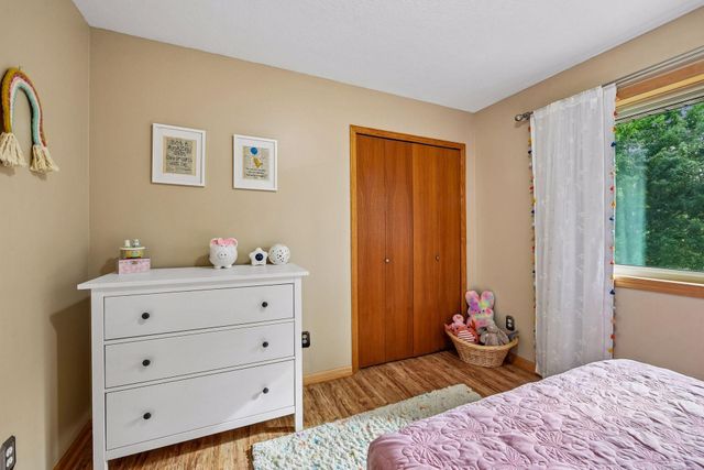 1121 Scott Street S, Shakopee, MN 55379