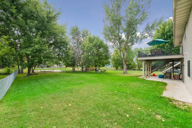 1121 Scott Street S, Shakopee, MN 55379