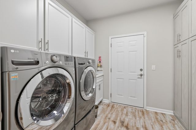 1016 Coffee Rdg, Spring Hill, TN 37174