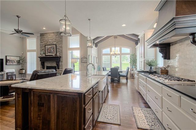 24031 W 121st Street, Olathe, KS 66061