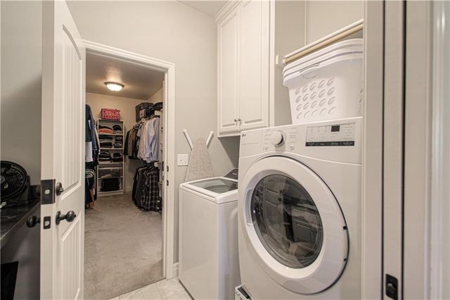 24031 W 121st Street, Olathe, KS 66061