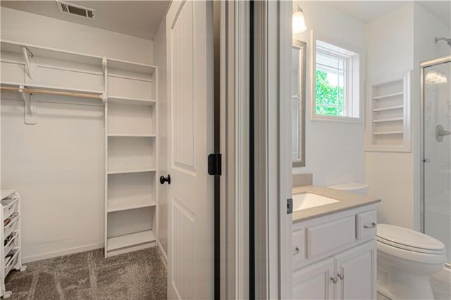 24031 W 121st Street, Olathe, KS 66061