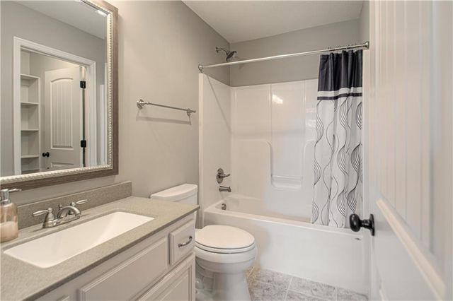 24031 W 121st Street, Olathe, KS 66061