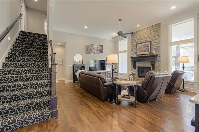 24031 W 121st Street, Olathe, KS 66061