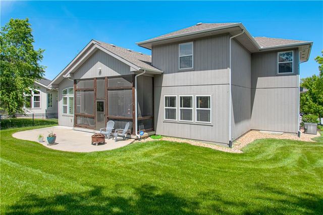 24031 W 121st Street, Olathe, KS 66061