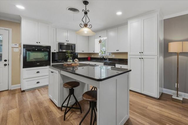 6724 Cumberland Road, Fort Worth, TX 76116