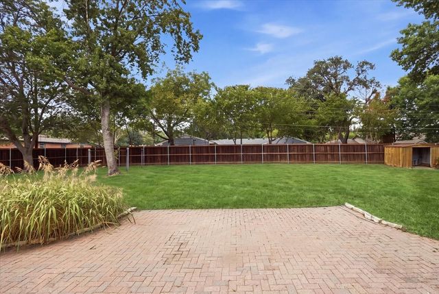 6724 Cumberland Road, Fort Worth, TX 76116