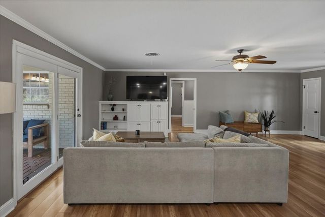 6724 Cumberland Road, Fort Worth, TX 76116