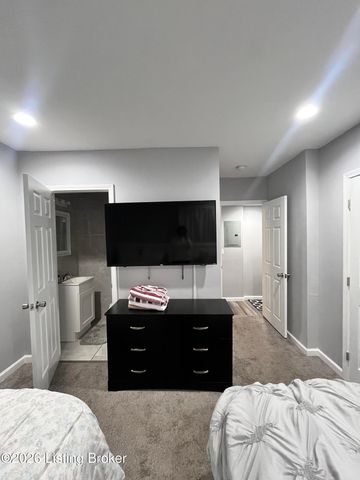 5030 Cane Run Rd, Louisville, KY 40216