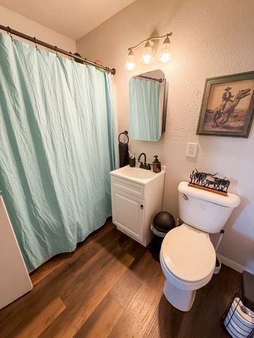 515 Longbotham, Wortham, TX 76693