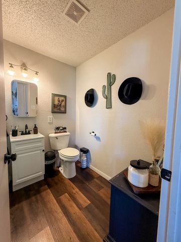 515 Longbotham, Wortham, TX 76693