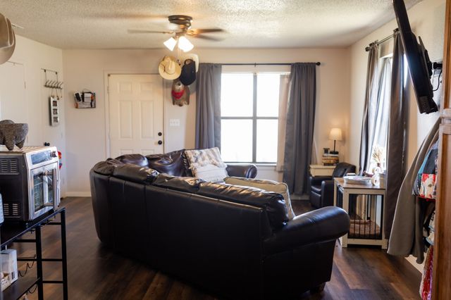 515 Longbotham, Wortham, TX 76693