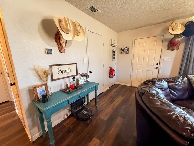 515 Longbotham, Wortham, TX 76693