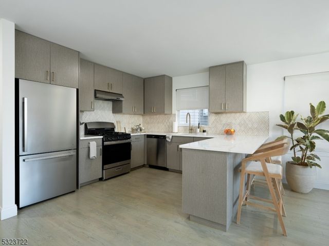 470 S 16Th St, Newark City, NJ 07103