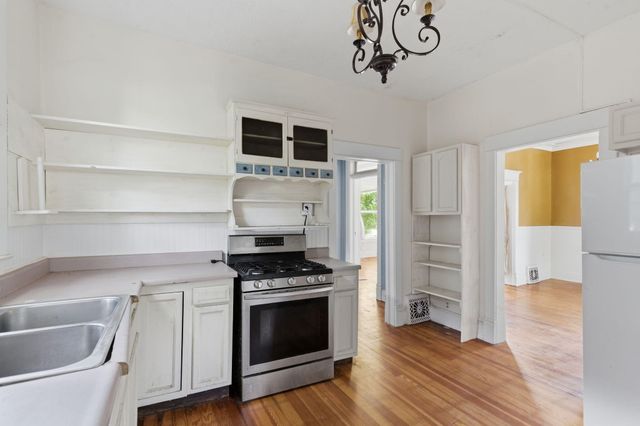 901 N Concord Avenue, Springfield, MO 65802