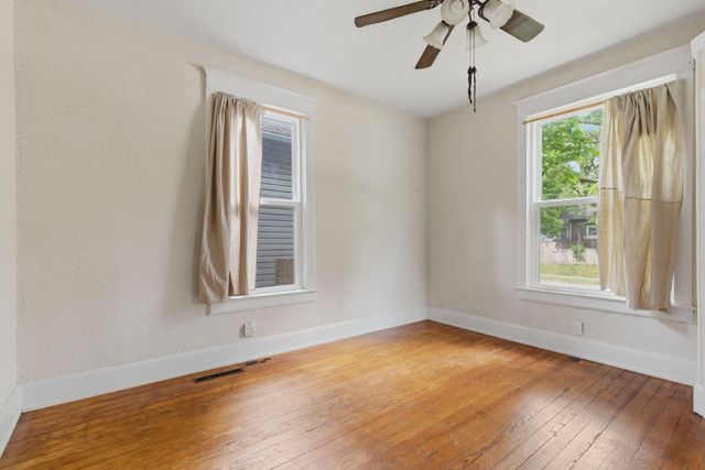 901 N Concord Avenue, Springfield, MO 65802