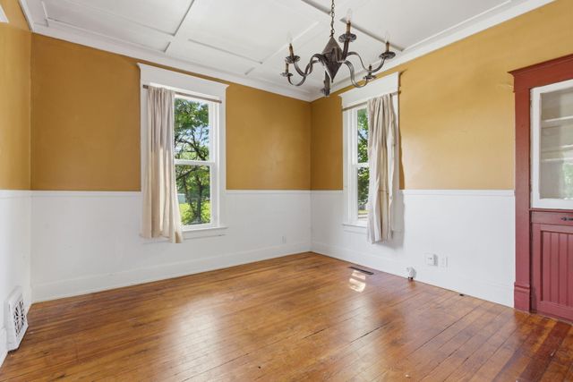 901 N Concord Avenue, Springfield, MO 65802