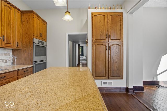 201 W Hendricks Street, Shelbyville, IN 46176