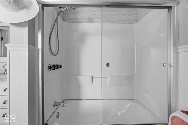 201 W Hendricks Street, Shelbyville, IN 46176