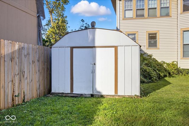 201 W Hendricks Street, Shelbyville, IN 46176