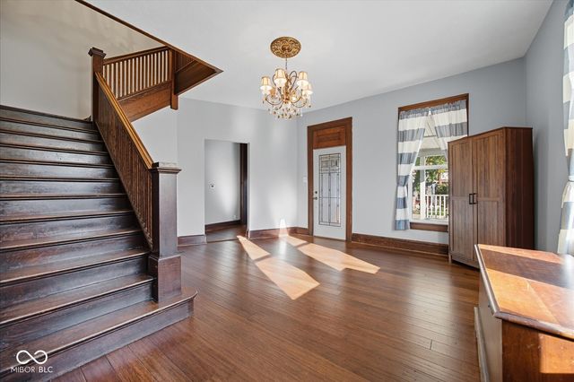 201 W Hendricks Street, Shelbyville, IN 46176