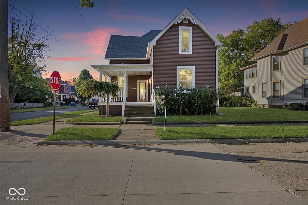 201 W Hendricks Street, Shelbyville, IN 46176