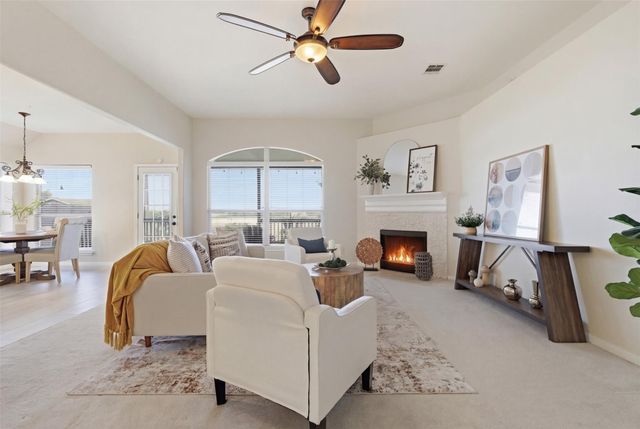 609 Indian Run DR, Pflugerville, TX 78660