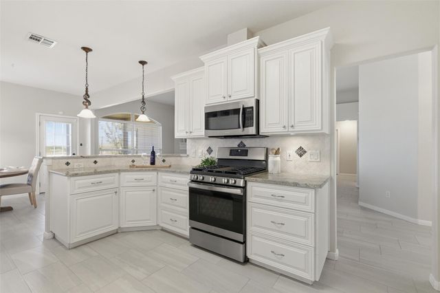 609 Indian Run DR, Pflugerville, TX 78660