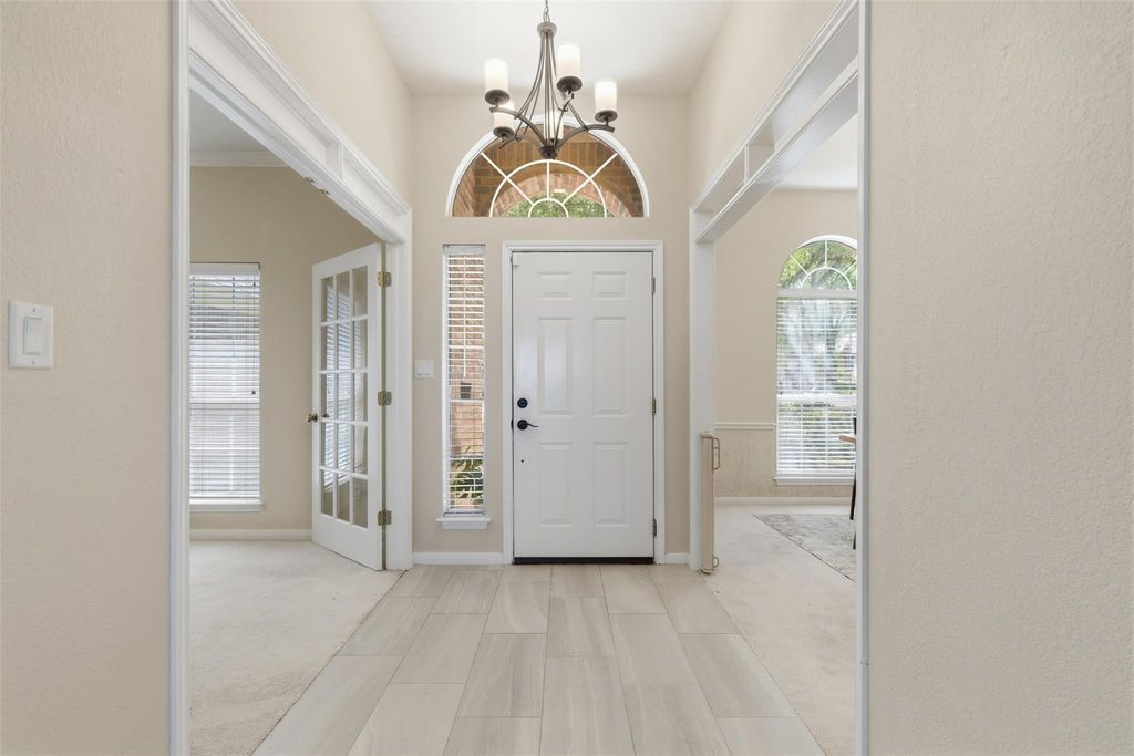 609 Indian Run DR, Pflugerville, TX 78660