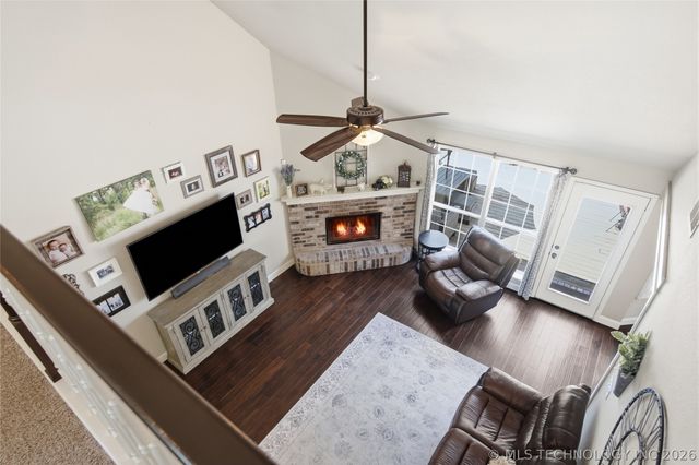 14521 E 202nd Street S, Bixby, OK 74008