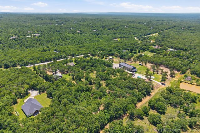 14521 E 202nd Street S, Bixby, OK 74008