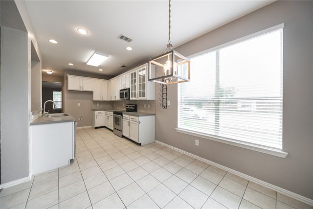 2312 Geneva Lane, Mckinney, TX 75072