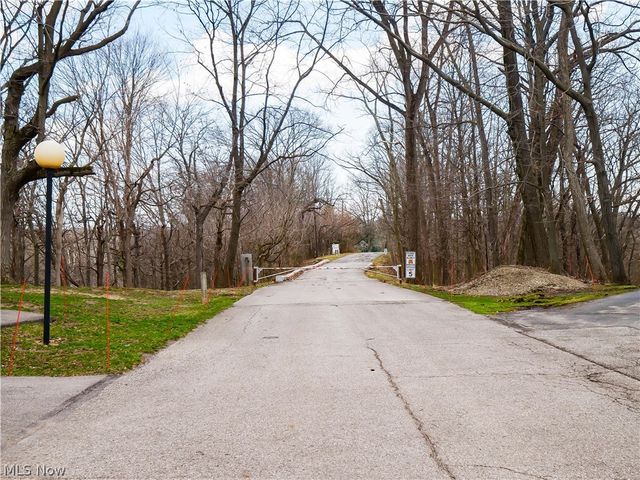 1207 W River Road N D3, Elyria, OH 44035