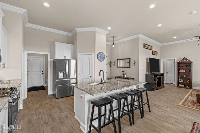 209 Saint Edmunds Way, Bossier City, LA 71111