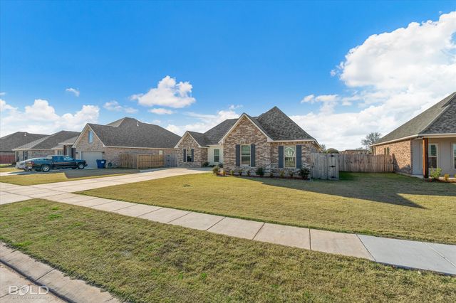 209 Saint Edmunds Way, Bossier City, LA 71111