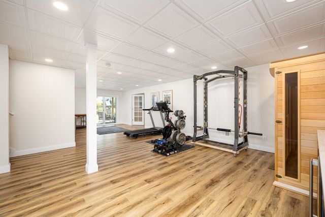 5548 Seney Circle, Hamburg, MI 48139