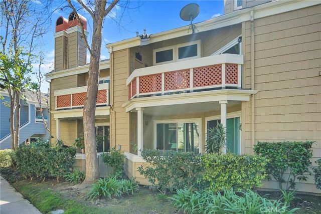 7281 Coho Drive 206, Huntington Beach, CA 92648