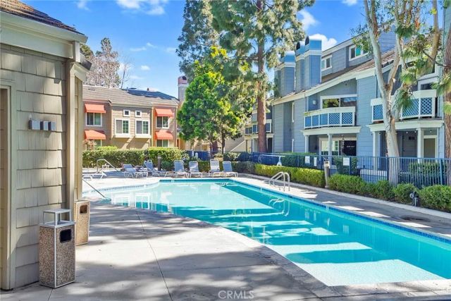 7281 Coho Drive 206, Huntington Beach, CA 92648