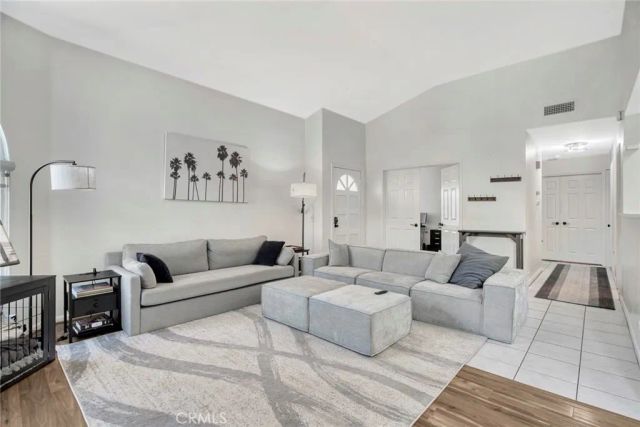 7281 Coho Drive 206, Huntington Beach, CA 92648