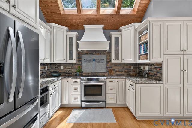 13714 Winterberry Rdg, Midlothian, VA 23112
