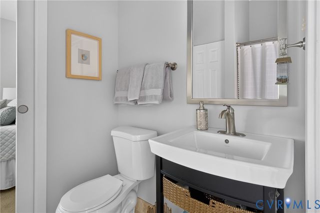 13714 Winterberry Rdg, Midlothian, VA 23112