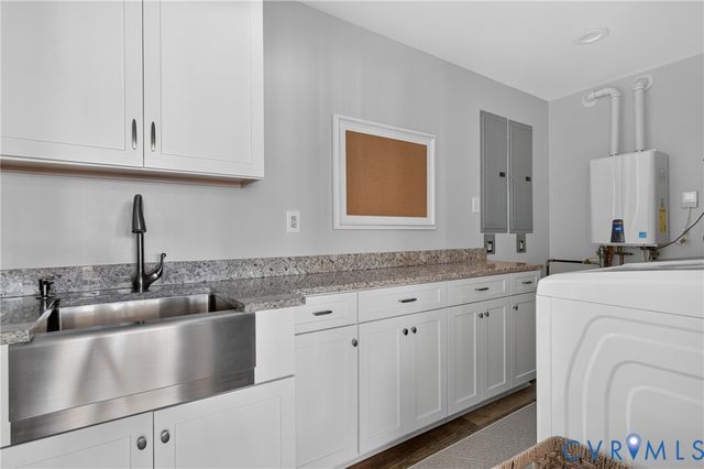 13714 Winterberry Rdg, Midlothian, VA 23112