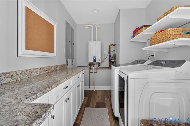13714 Winterberry Rdg, Midlothian, VA 23112