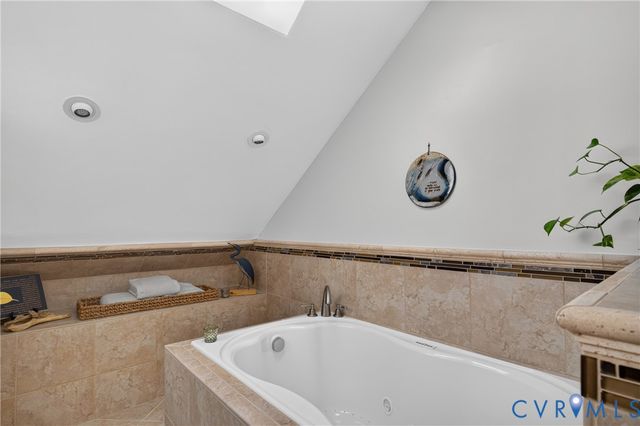 13714 Winterberry Rdg, Midlothian, VA 23112