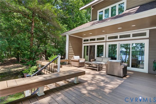 13714 Winterberry Rdg, Midlothian, VA 23112