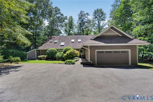 13714 Winterberry Rdg, Midlothian, VA 23112