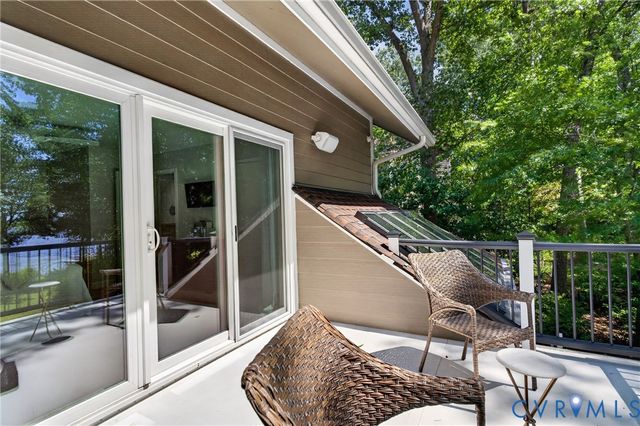 13714 Winterberry Rdg, Midlothian, VA 23112
